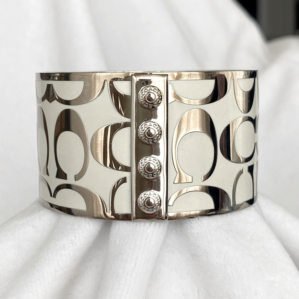 NWOT Coach Vintage Wide Bangle